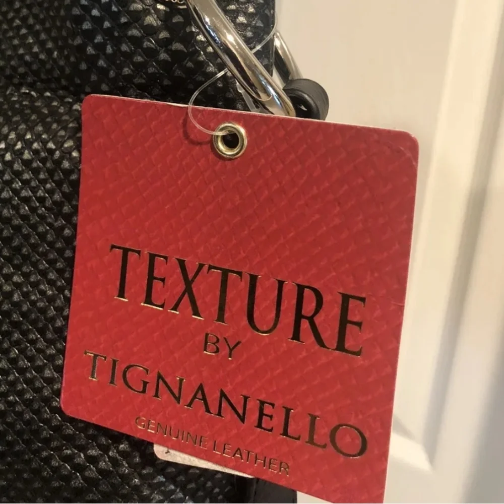 Tignanello texture reptile